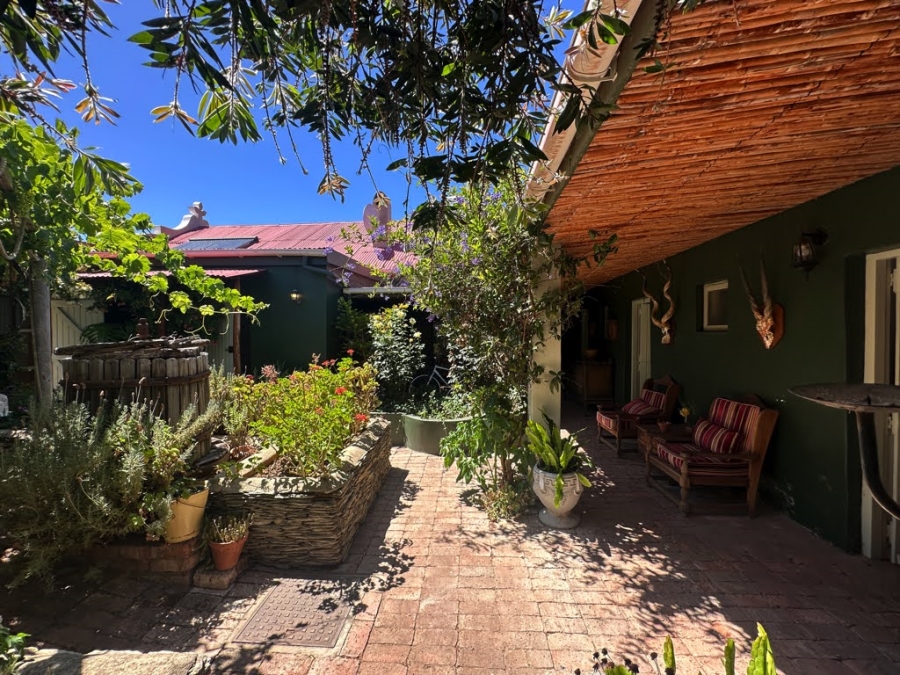 8 Bedroom Property for Sale in Barrydale Western Cape